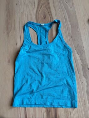 Women's Athletic Swiftly Tech Racerback Tank Top 2.0- Kayak Blue